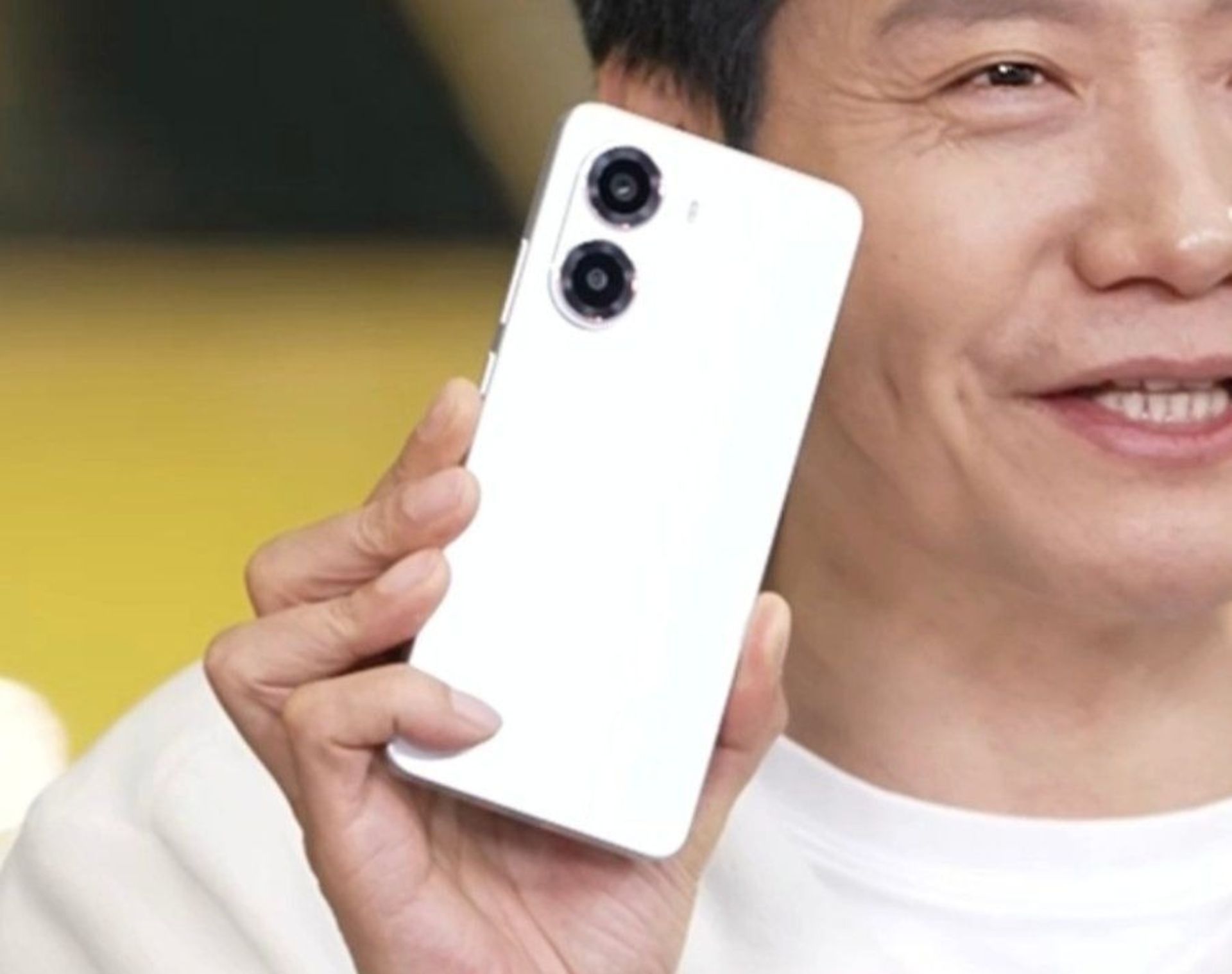 Redmi Turbo 4 phone in the hands of the CEO of Xiaomi